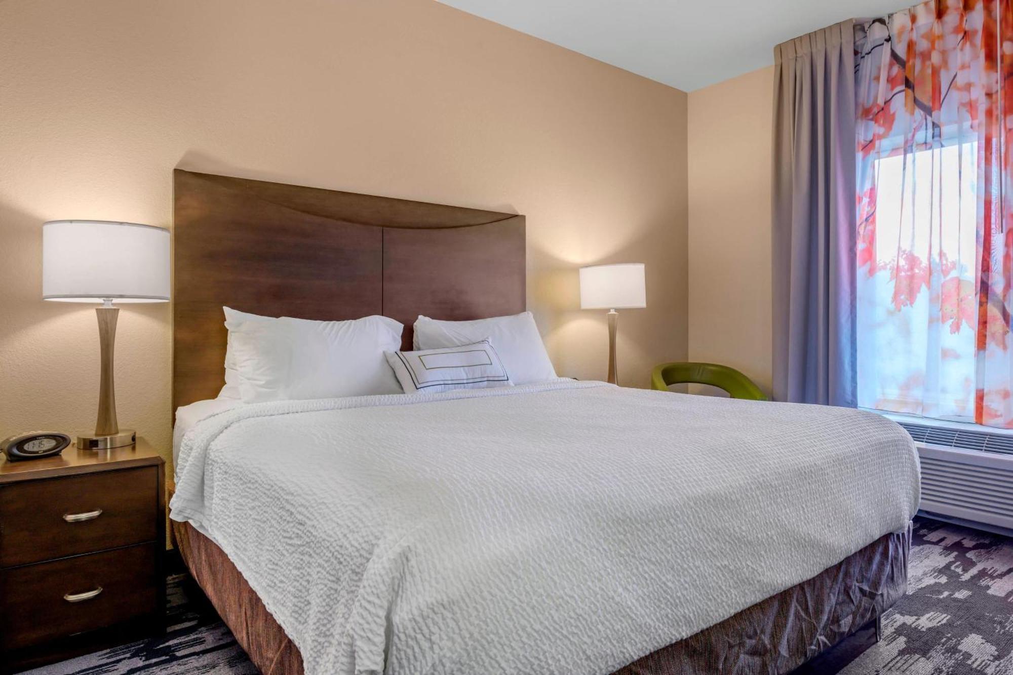 Fairfield Inn & Suites By Marriott Slippery Rock Экстерьер фото
