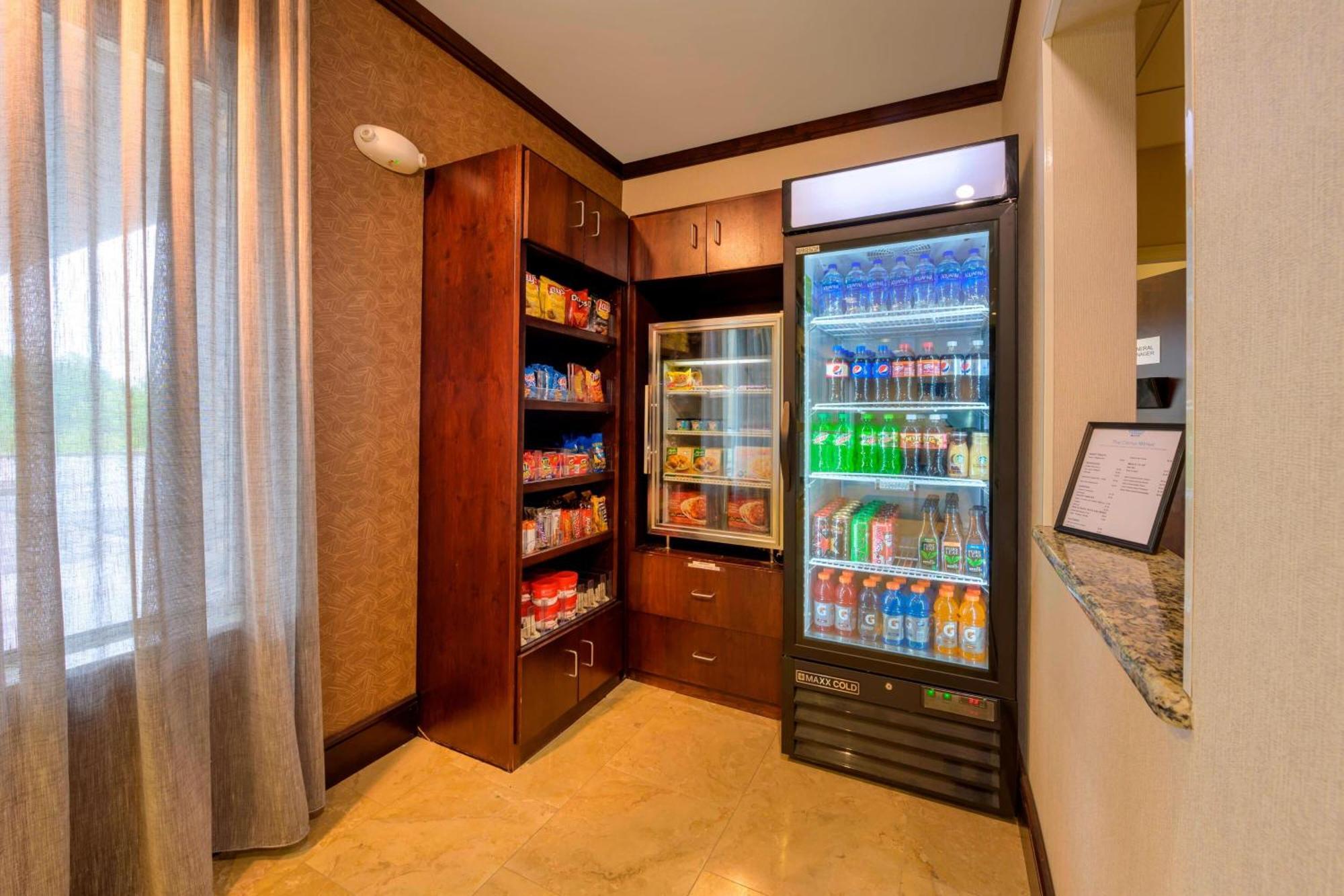 Fairfield Inn & Suites By Marriott Slippery Rock Экстерьер фото