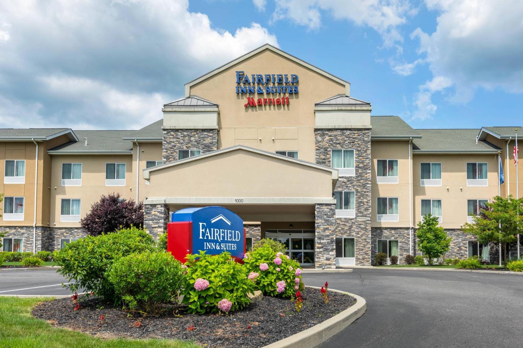 Fairfield Inn & Suites By Marriott Slippery Rock Экстерьер фото