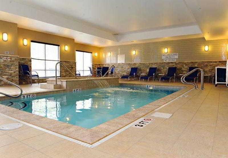 Fairfield Inn & Suites By Marriott Slippery Rock Экстерьер фото